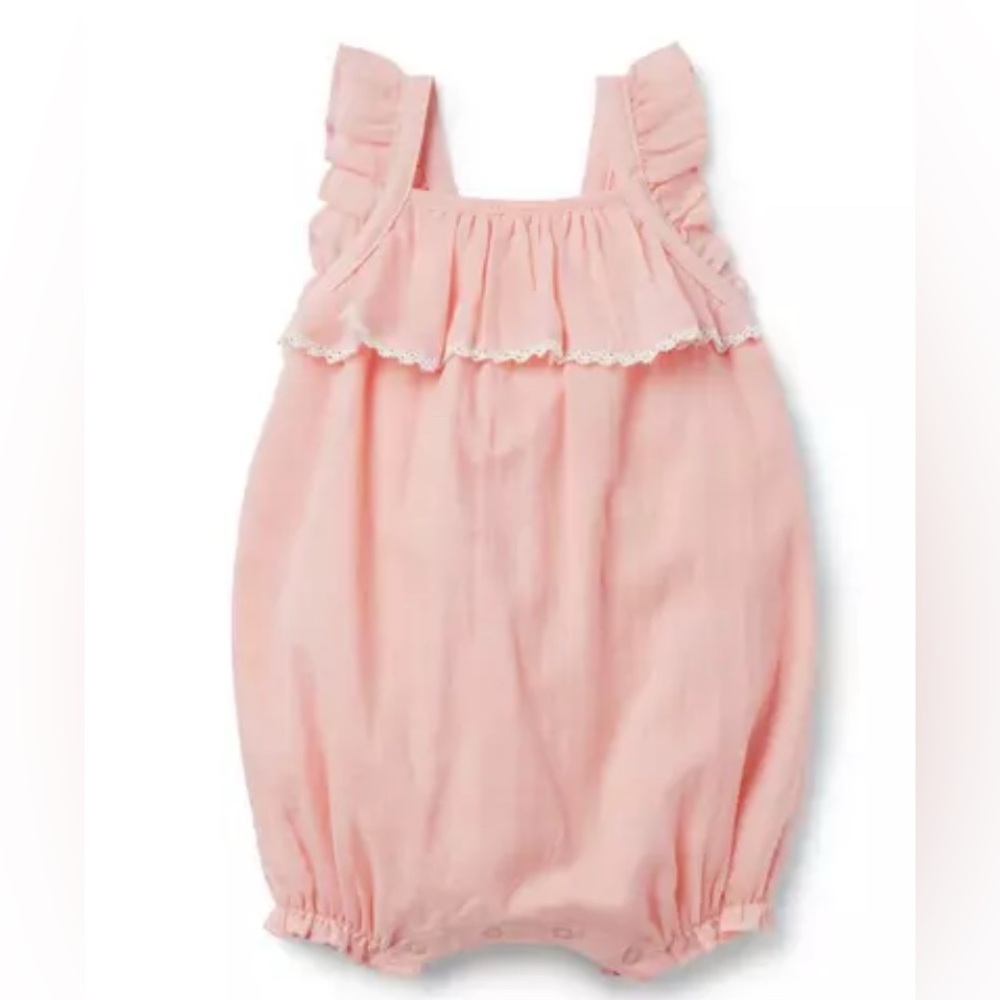 Janie & Jack. BABY RUFFLE GAUZE ROMPER never worn 6-12 mo.